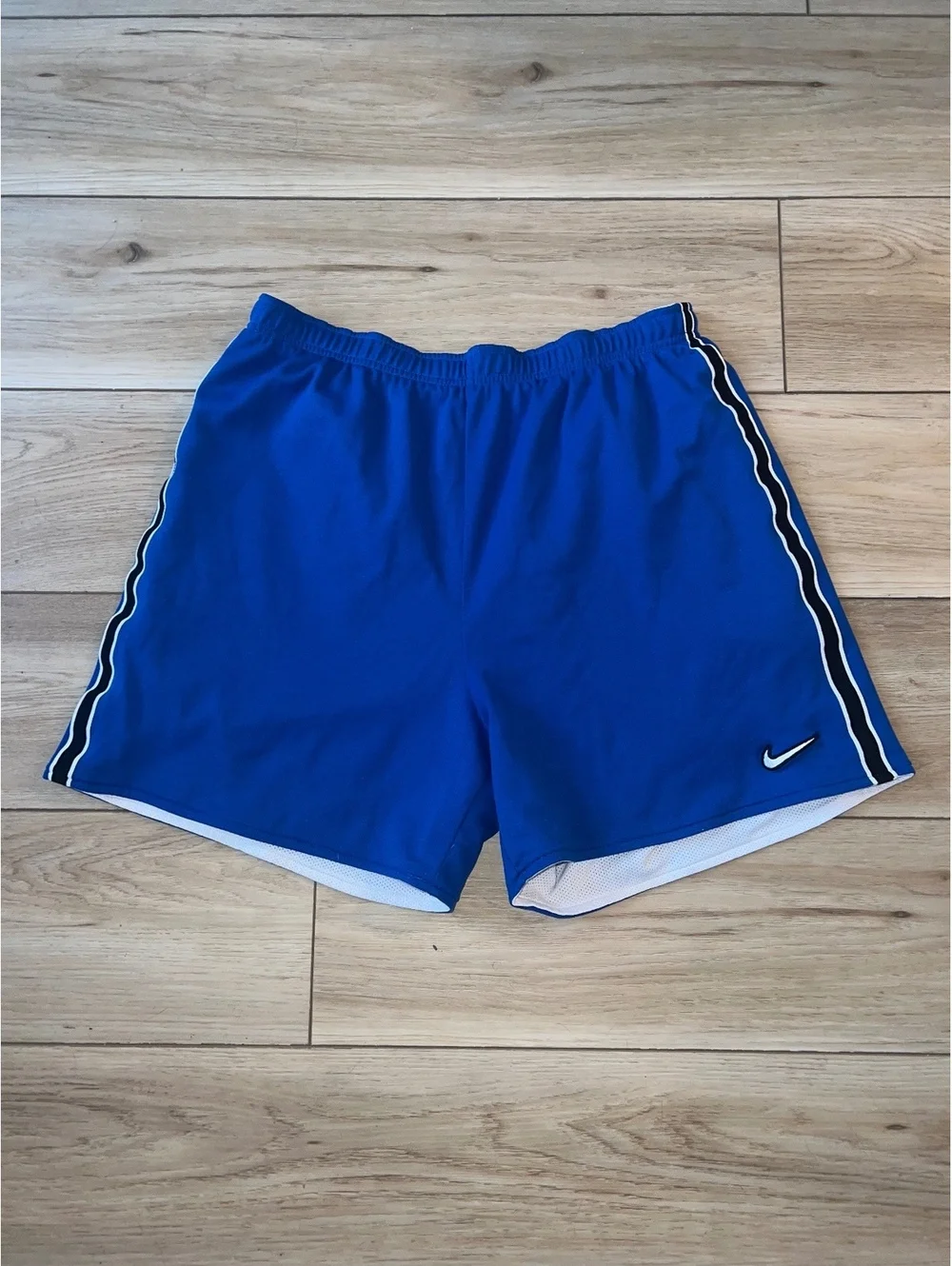 mens vintage nike shorts